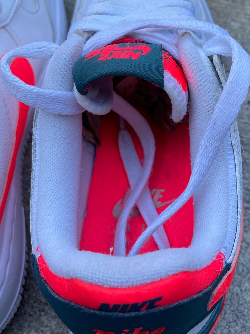 Nike Air Force 1 Women's Sneakers White Pink Size US 6 EUR 36.5 CM 23Authentic - Picture 8 of 9